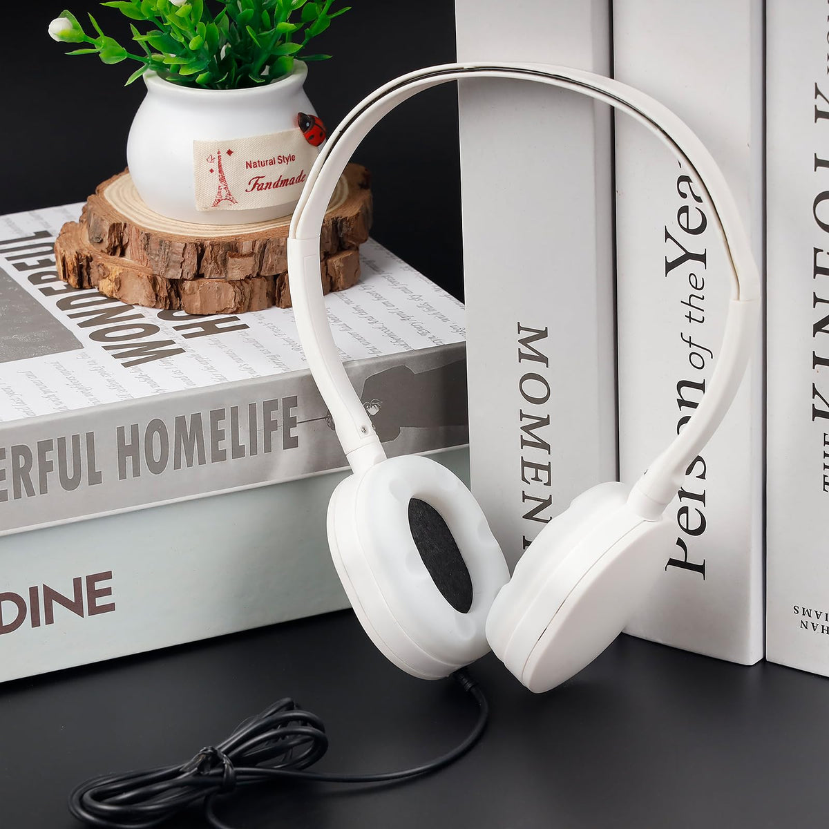 ZNXZXP stacked headphones with swivel cups for compact storage and organized classrooms
