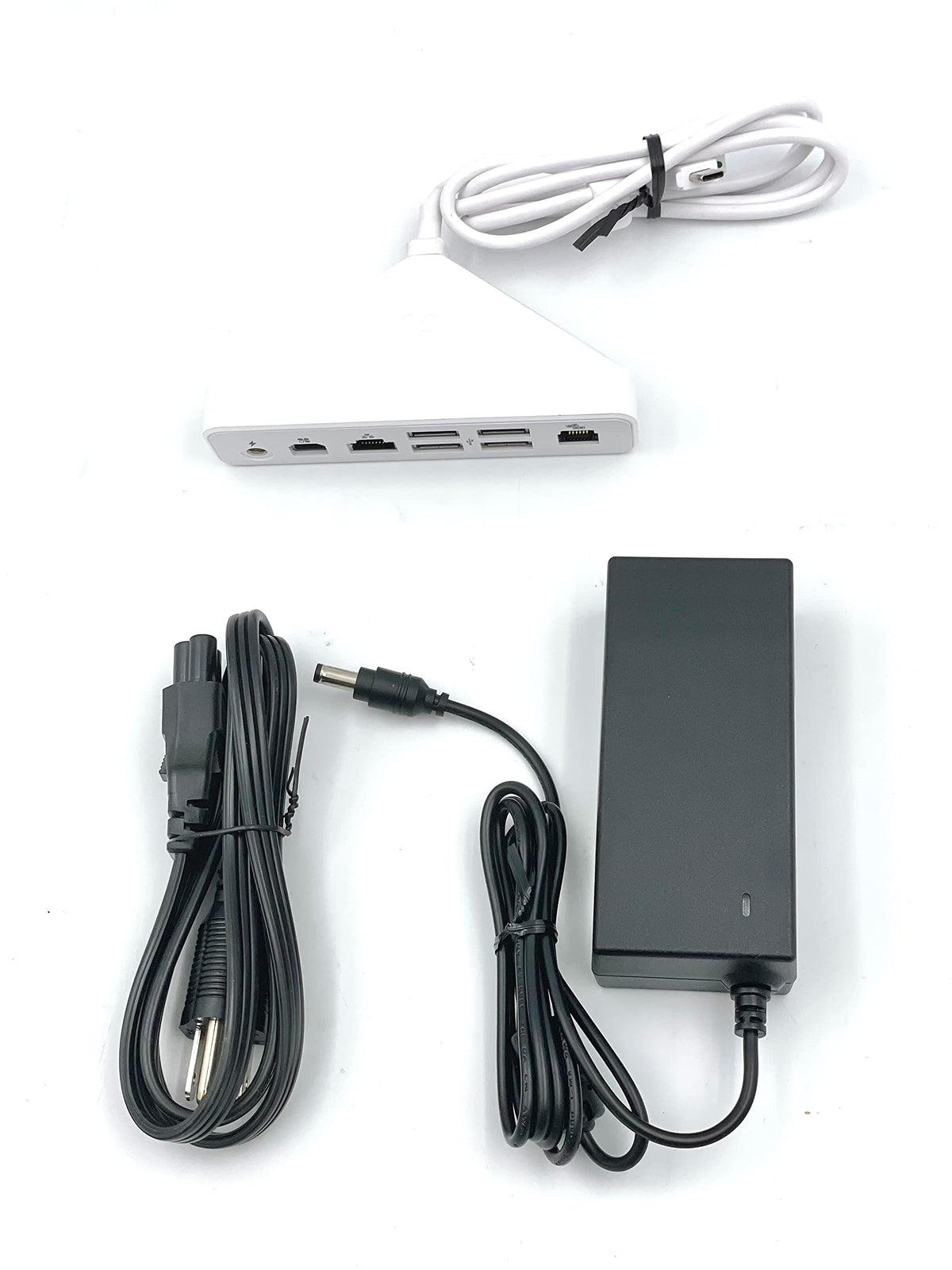 Zsmzzd Clover Mini power adapter kit powering on-site transactions.