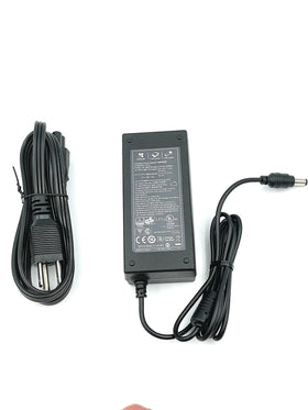 Zsmzzd Clover Mini 4 USB ports support quick device charging.