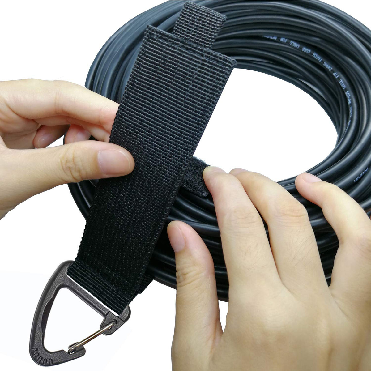 ZTSXLLIM heavy-duty nylon straps withstand frequent garage use.